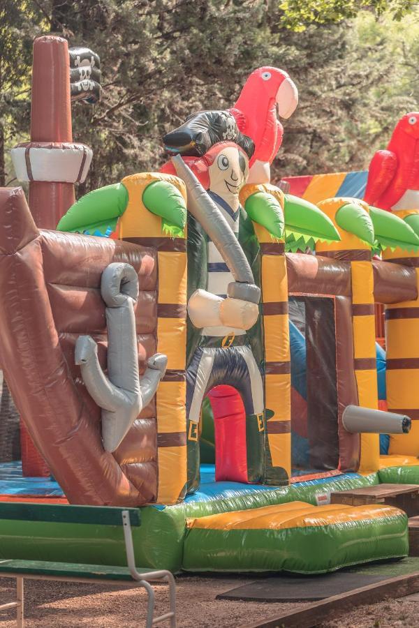 Camping La Peiriere Tuchan Exteriér fotografie